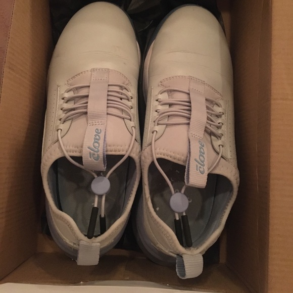 Closed-Back Nursing Clog - Picture 3 of 8